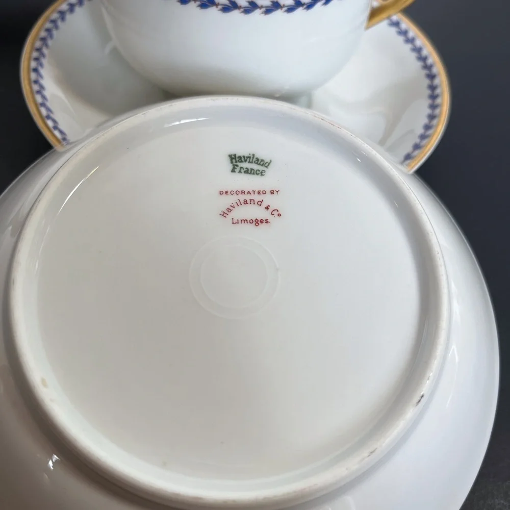 Haviland & Co. Limoges Luncheon Set White with Gold and Royal Blue Ivy Pattern - Picture 6 of 11